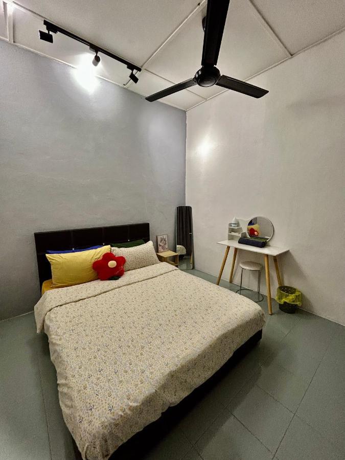 Heritage Cozy Entire 3 Bedroom House At Kijang Alma Bukit Mertajam Kültér fotó
